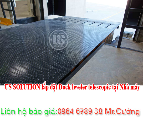 US SOLUTION lắp đtặ dock leveler telescopic tại nhà máy